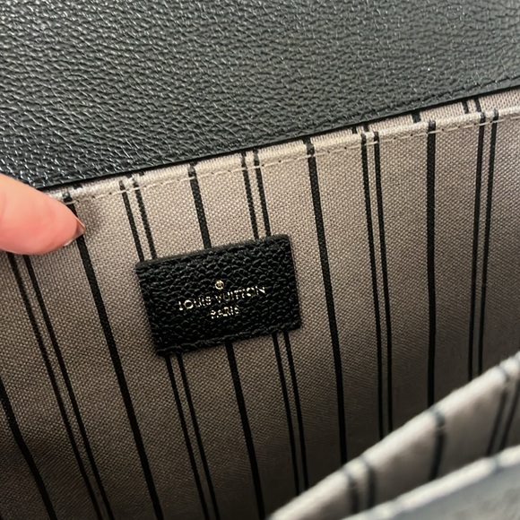 Auth Louis Vuitton Monogram Empreinte Black Leather Pochette Metis Crossbody - Picture 6 of 17